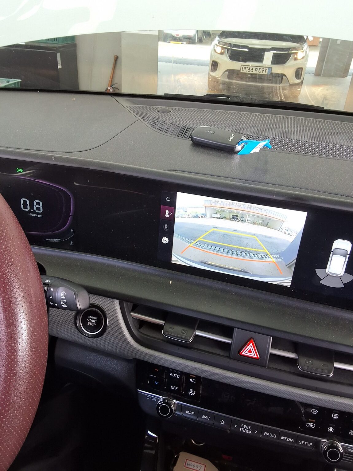 KIA THE NEW SELTOS 1.6 GASOLINE TURBO 2WD TRENDY 2023 - zdjęcie 17