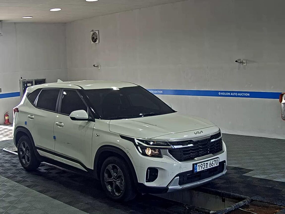 KIA THE NEW SELTOS 1.6 GASOLINE TURBO 2WD TRENDY 2023 - zdjęcie 3