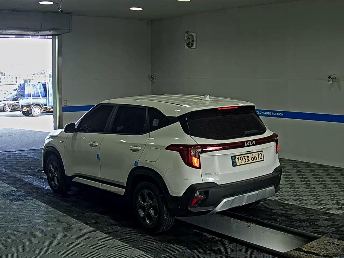 KIA THE NEW SELTOS 1.6 GASOLINE TURBO 2WD TRENDY 2023 - zdjęcie 6