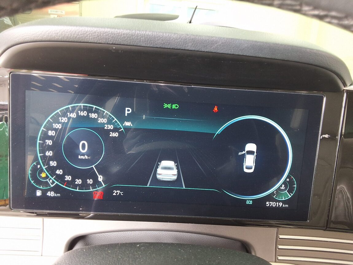 HYUNDAI THE NEW GRANDEUR IG GASOLINE 2.5 LE BLANC 2023 - zdjęcie 10