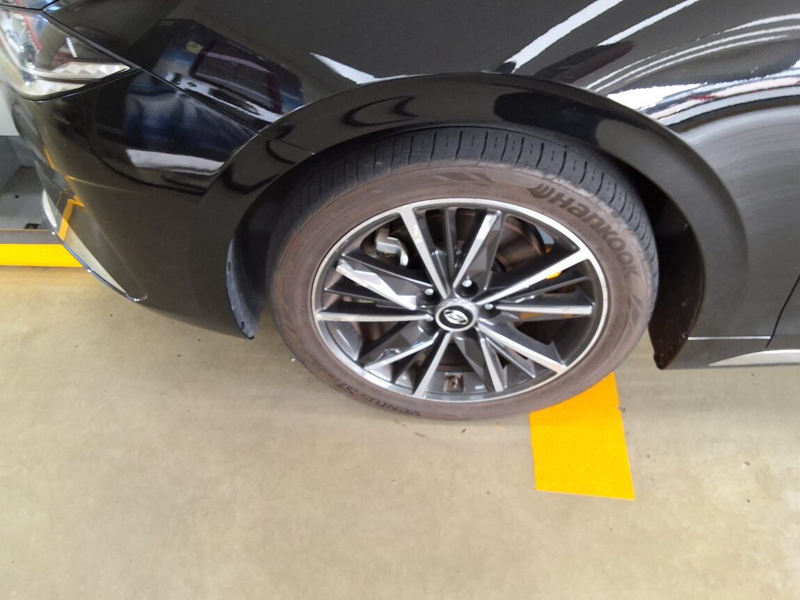 HYUNDAI THE NEW GRANDEUR IG GASOLINE 2.5 LE BLANC 2023 - zdjęcie 19