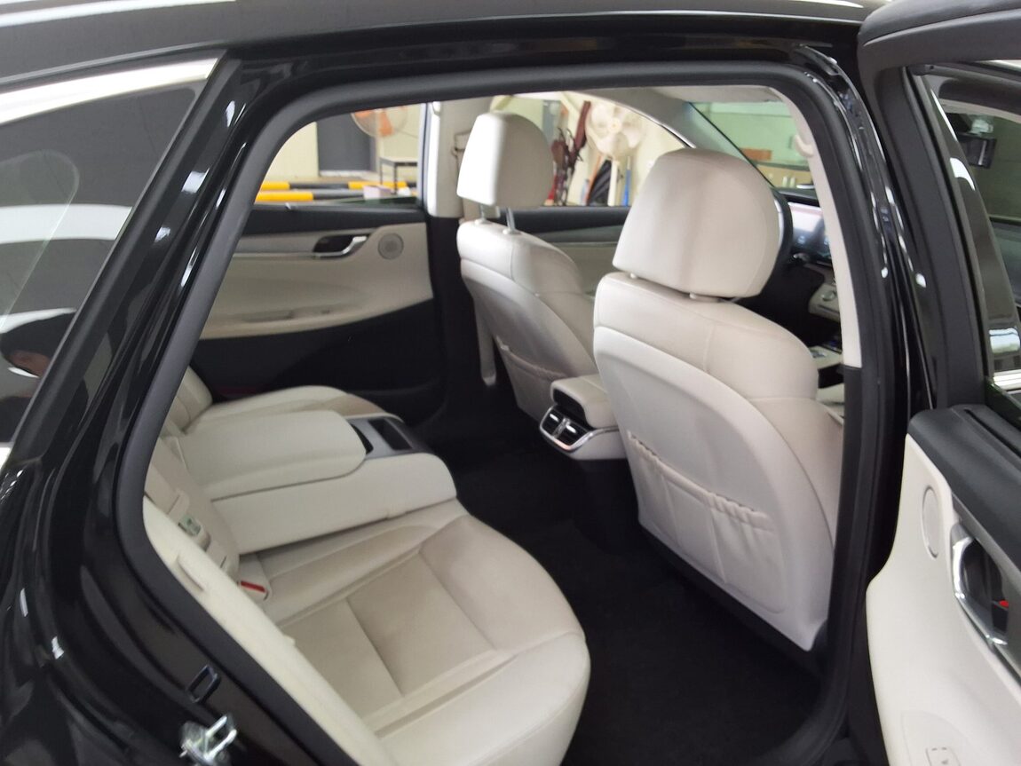 HYUNDAI THE NEW GRANDEUR IG GASOLINE 2.5 LE BLANC 2023 - zdjęcie 14