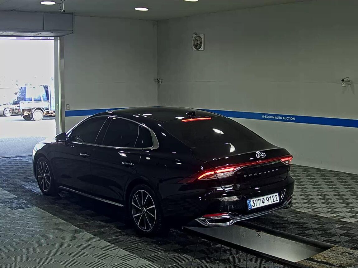 HYUNDAI THE NEW GRANDEUR IG GASOLINE 2.5 LE BLANC 2023 - zdjęcie 6