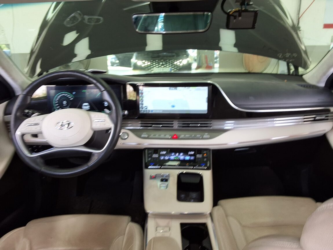 HYUNDAI THE NEW GRANDEUR IG GASOLINE 2.5 LE BLANC 2023 - zdjęcie 11