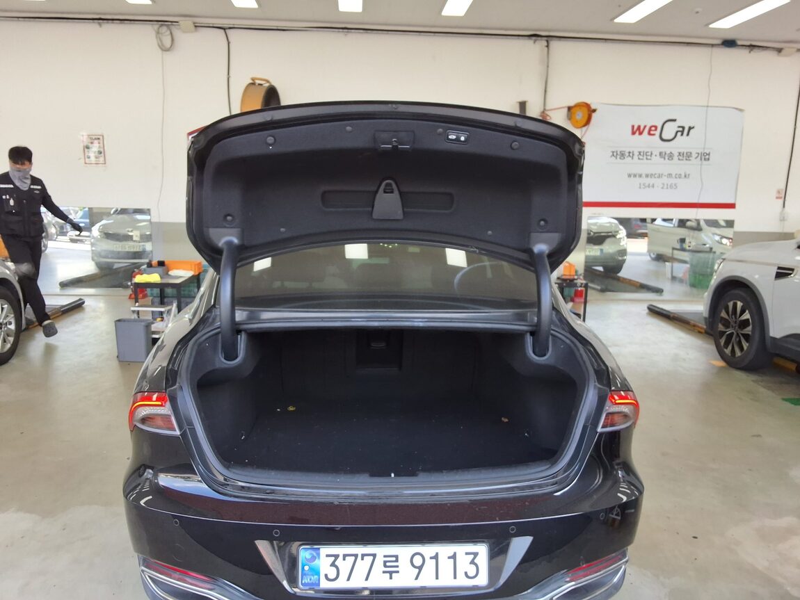 HYUNDAI THE NEW GRANDEUR IG GASOLINE 2.5 LE BLANC 2023 - zdjęcie 15
