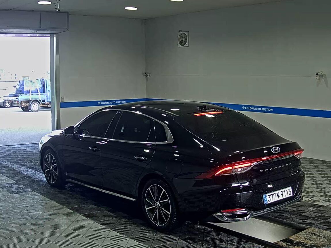 HYUNDAI THE NEW GRANDEUR IG GASOLINE 2.5 LE BLANC 2023 - zdjęcie 6
