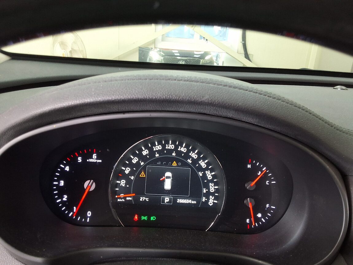 KIA ALL NEW SORENTO R2.0 2WD NOBLESSE SPECIAL 2016 - zdjęcie 10