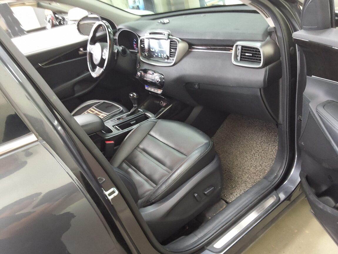 KIA ALL NEW SORENTO R2.0 2WD NOBLESSE SPECIAL 2016 - zdjęcie 15