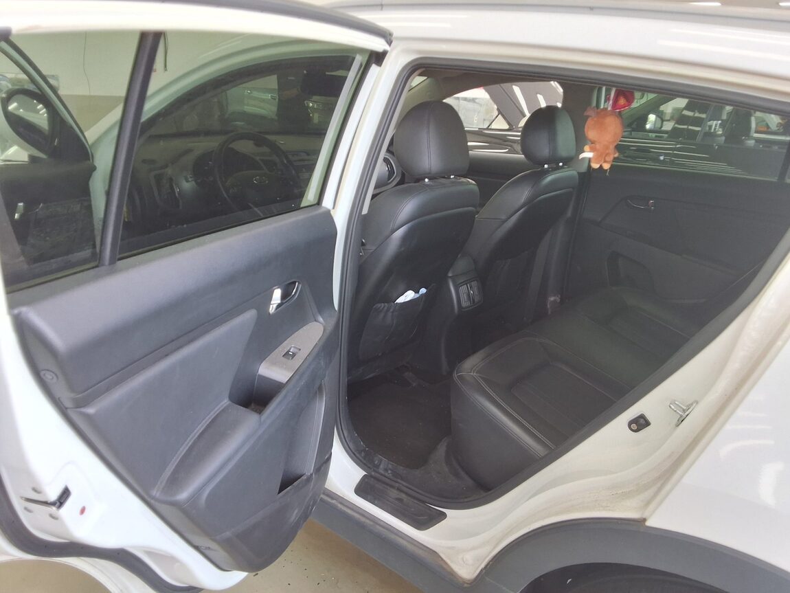 KIA THE NEW SPORTAGE R DIESEL R2.0 2WD TRENDY 2014 - zdjęcie 13