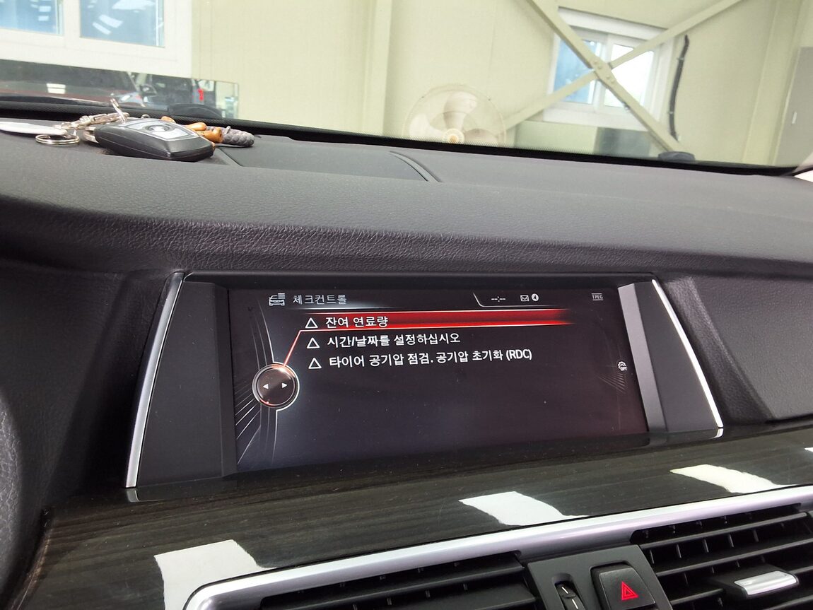 BMW GRAN TURISMO (GT) 5 SERIES GT 20d ED EDITION LUXURY 2017 - zdjęcie 28
