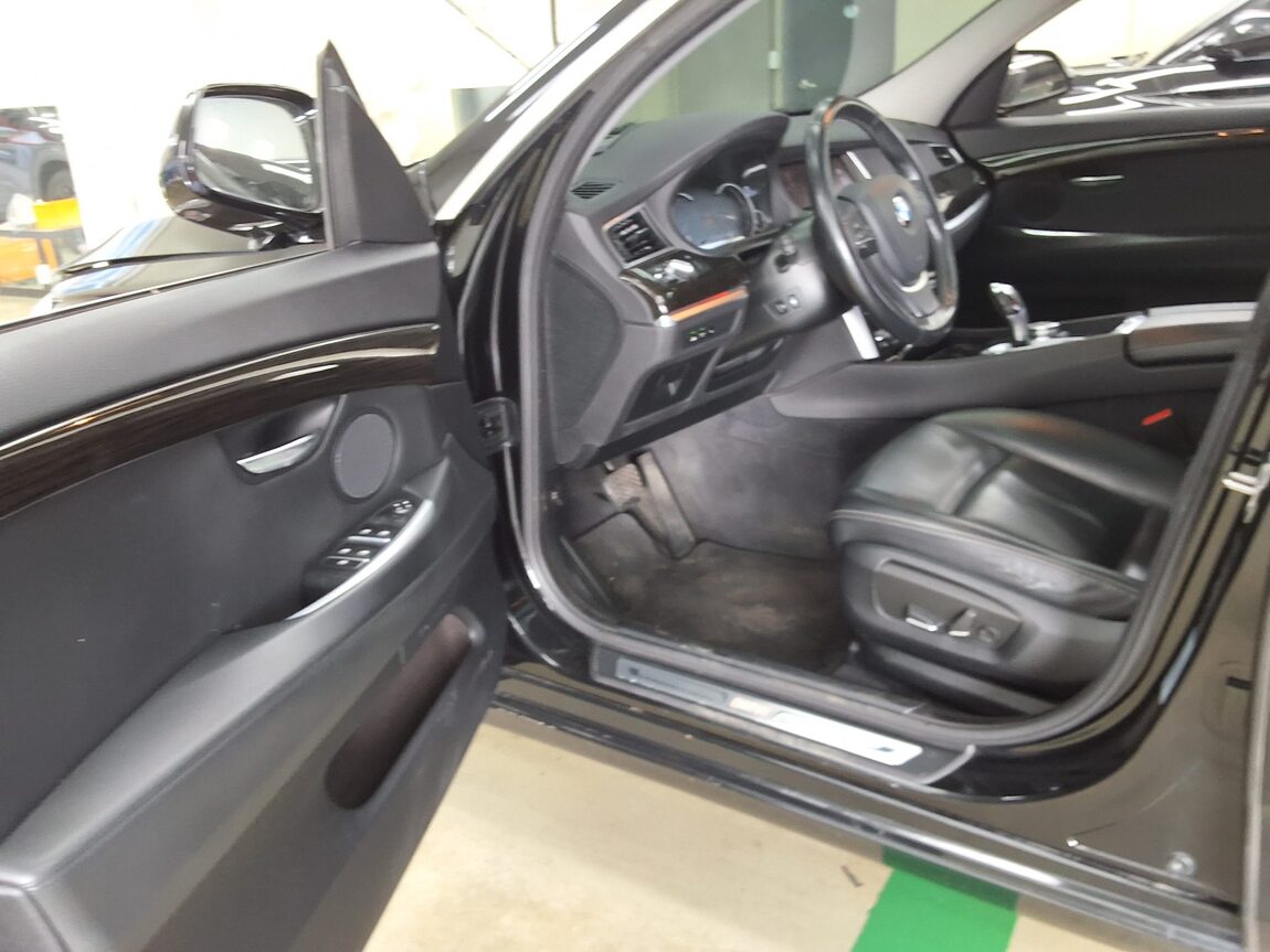 BMW GRAN TURISMO (GT) 5 SERIES GT 20d ED EDITION LUXURY 2017 - zdjęcie 11