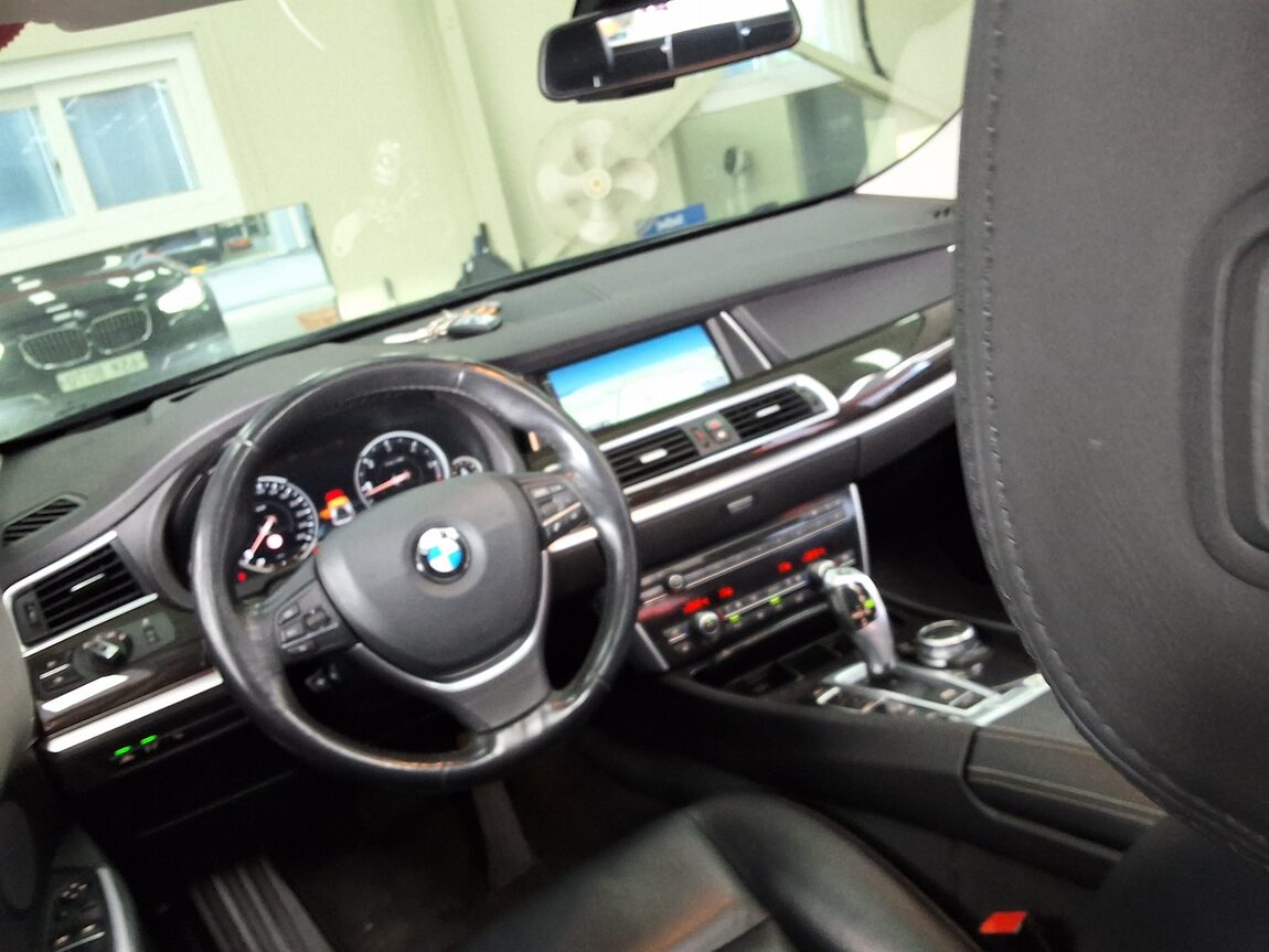 BMW GRAN TURISMO (GT) 5 SERIES GT 20d ED EDITION LUXURY 2017 - zdjęcie 12