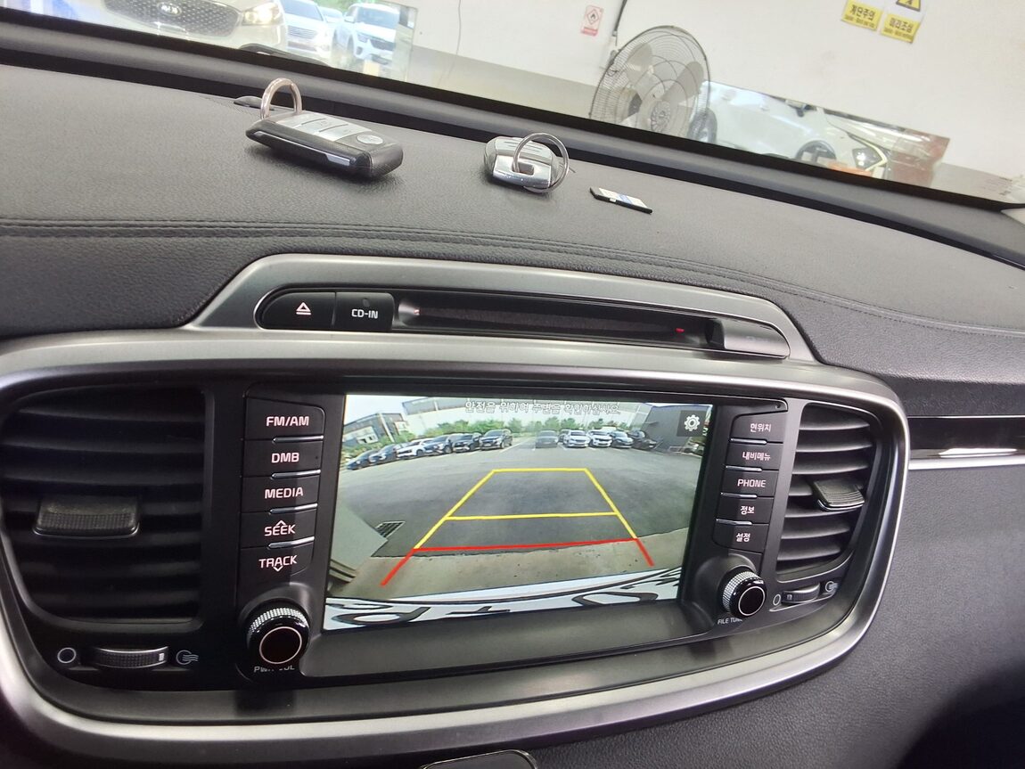 KIA ALL NEW SORENTO R2.2 4WD PRESTIGE 2017 - zdjęcie 18