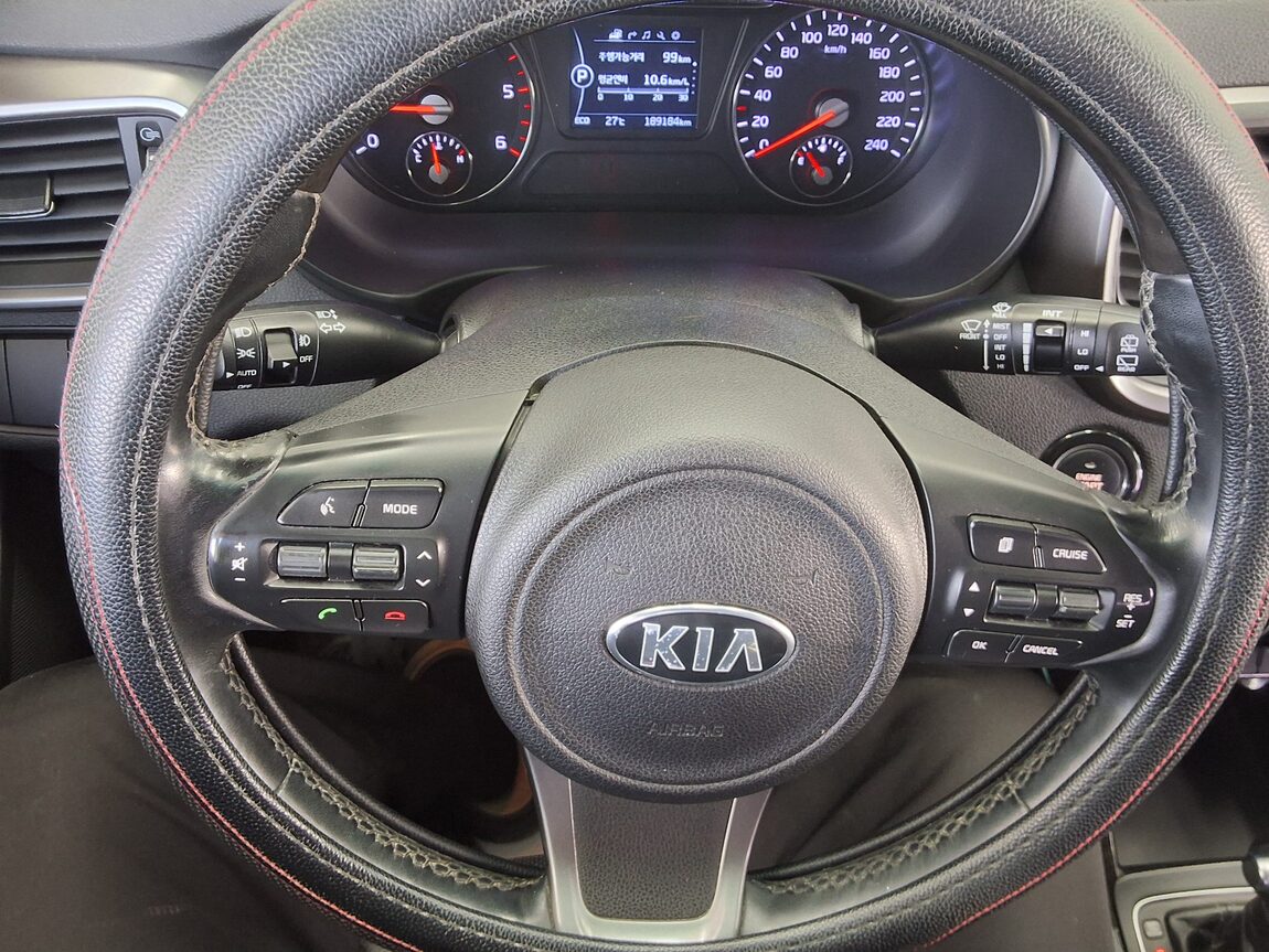 KIA ALL NEW SORENTO R2.2 4WD PRESTIGE 2017 - zdjęcie 19