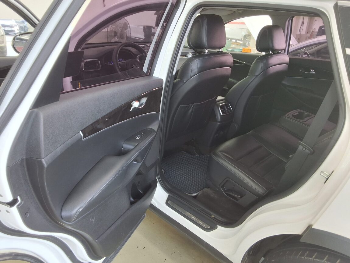 KIA ALL NEW SORENTO R2.2 4WD PRESTIGE 2017 - zdjęcie 12