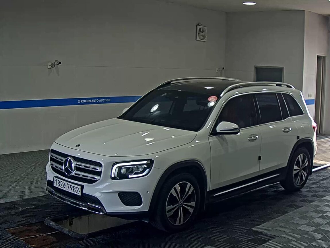 MERCEDES-BENZ GLB-CLASS GLB 220 2021 - zdjęcie 2