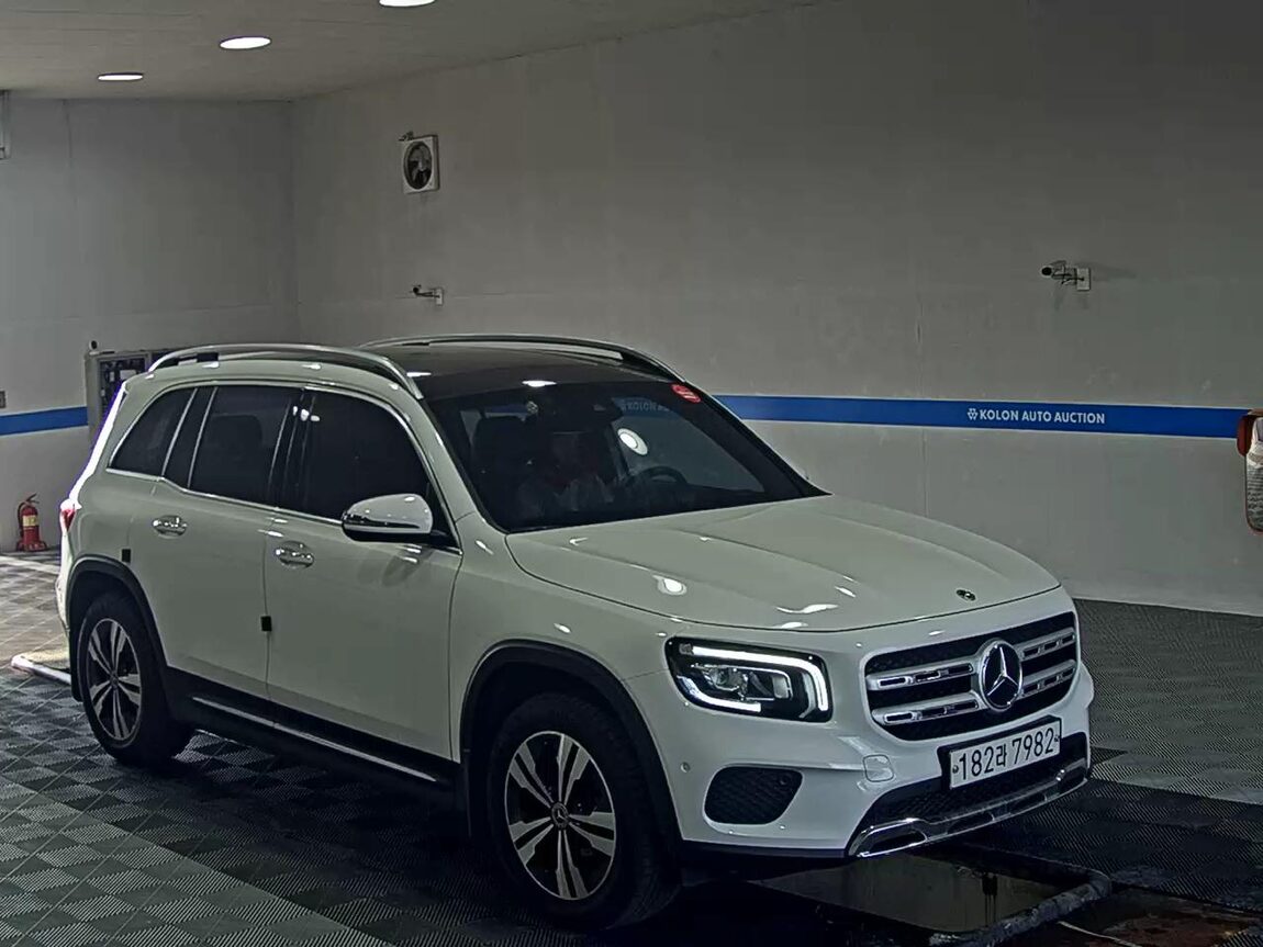 MERCEDES-BENZ GLB-CLASS GLB 220 2021 - zdjęcie 3