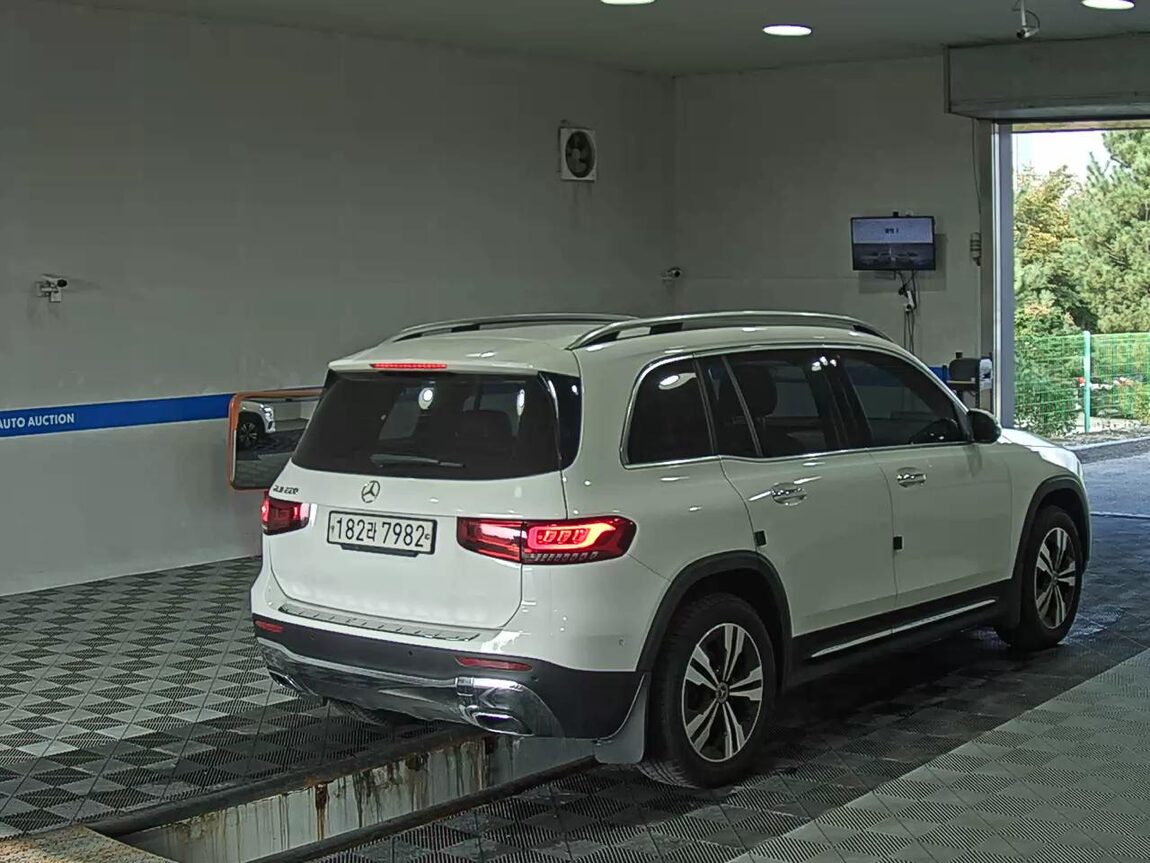 MERCEDES-BENZ GLB-CLASS GLB 220 2021 - zdjęcie 5