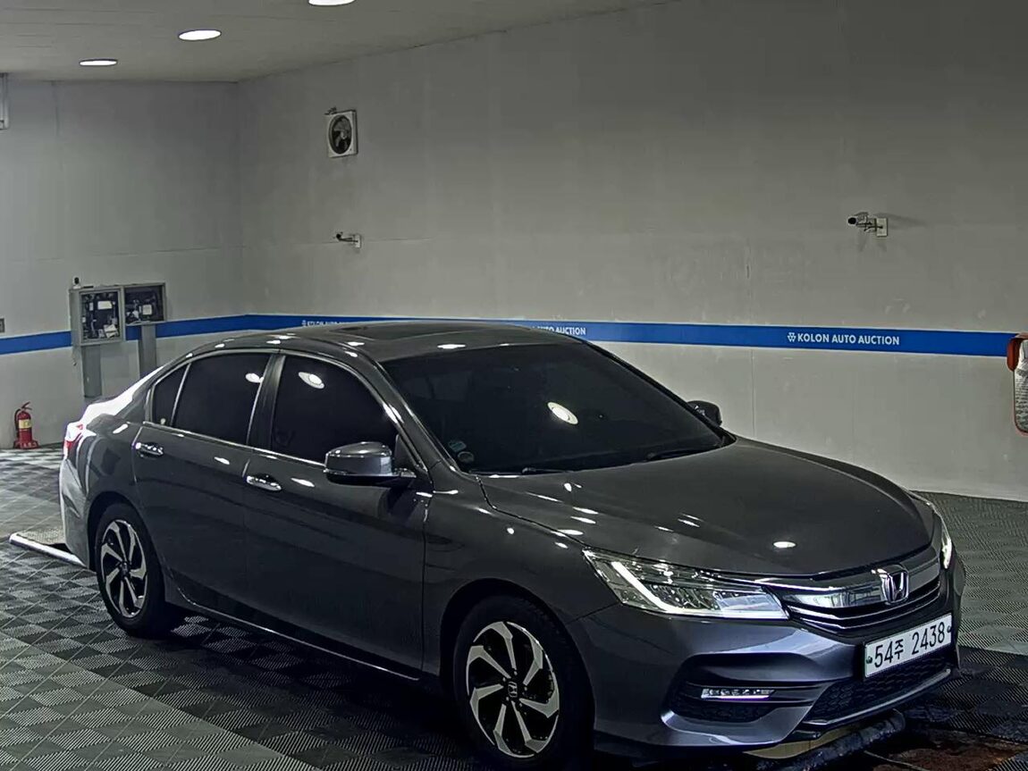 HONDA ACCORD (9TH GEN) 2.4 EX-L 2017 - zdjęcie 3