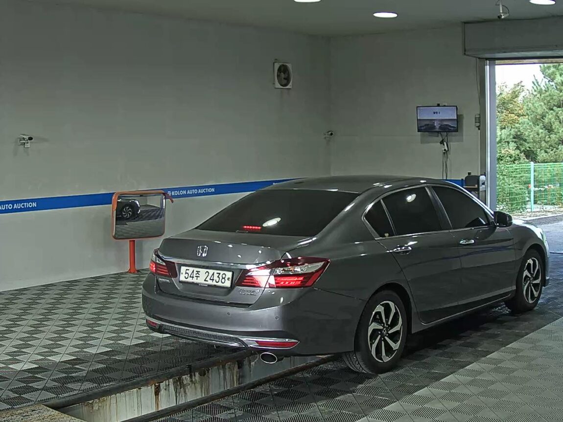 HONDA ACCORD (9TH GEN) 2.4 EX-L 2017 - zdjęcie 5