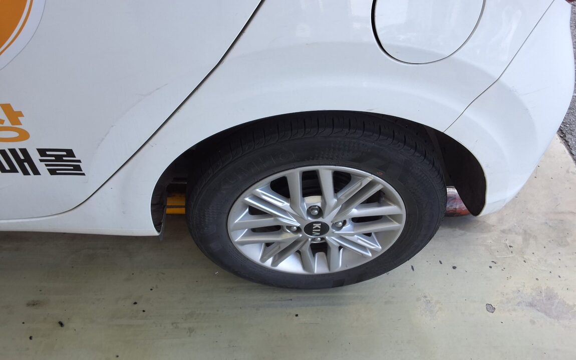 KIA MORNING URBAN 1.0 GASOLINE PRESTIGE 2021 - zdjęcie 23