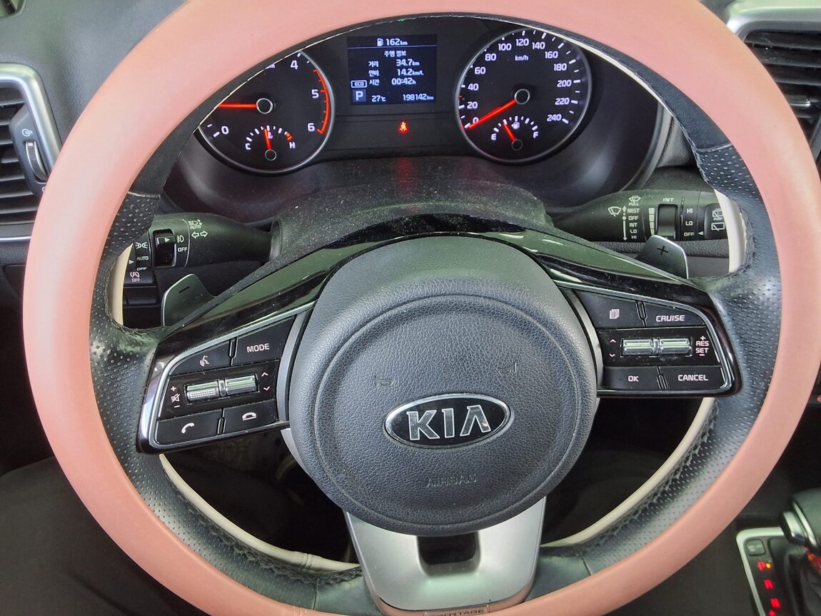 KIA SPORTAGE THE BOLD R2.0 DIESEL 2WD PRESTIGE 2020 - zdjęcie 19