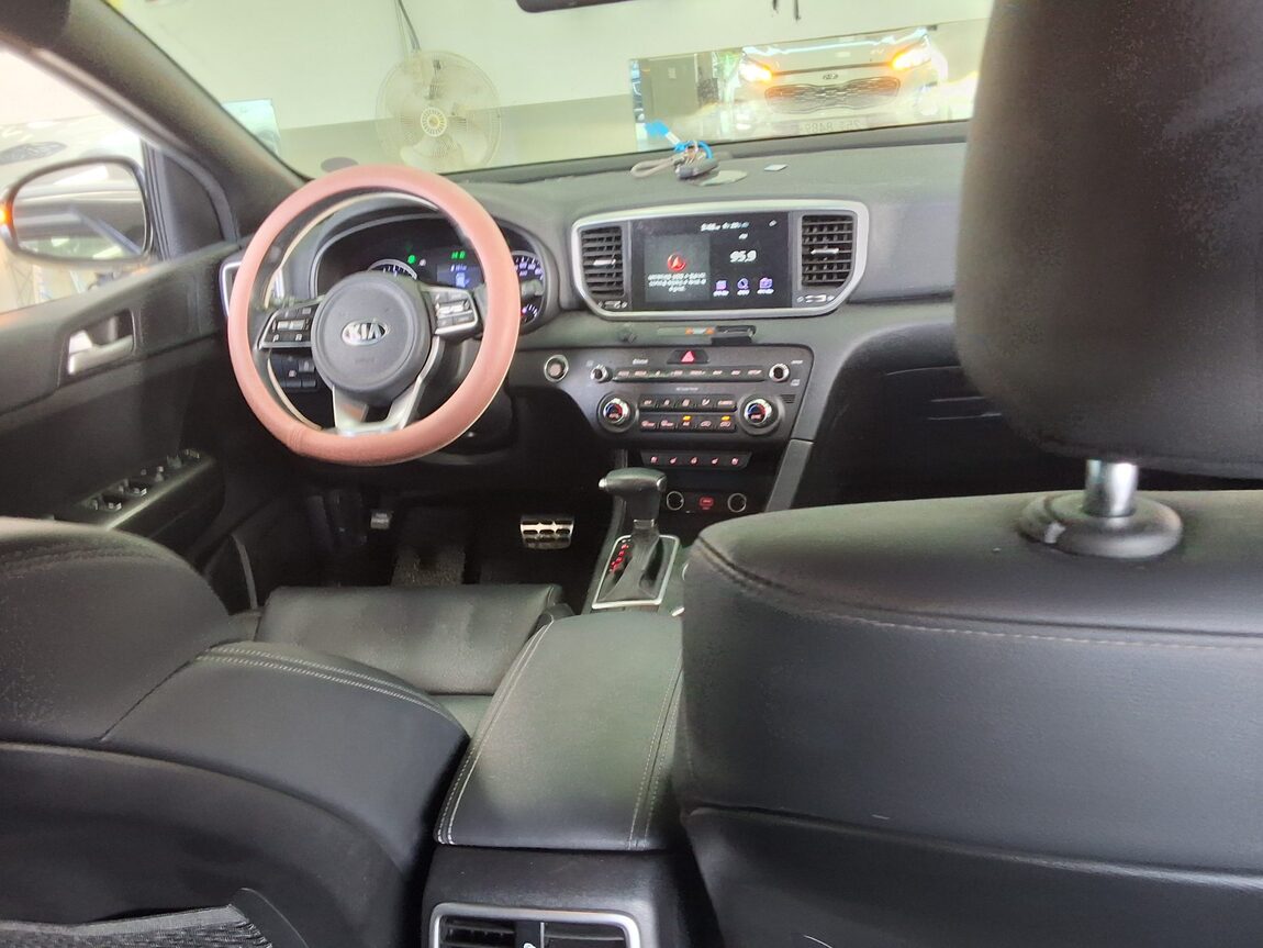 KIA SPORTAGE THE BOLD R2.0 DIESEL 2WD PRESTIGE 2020 - zdjęcie 11