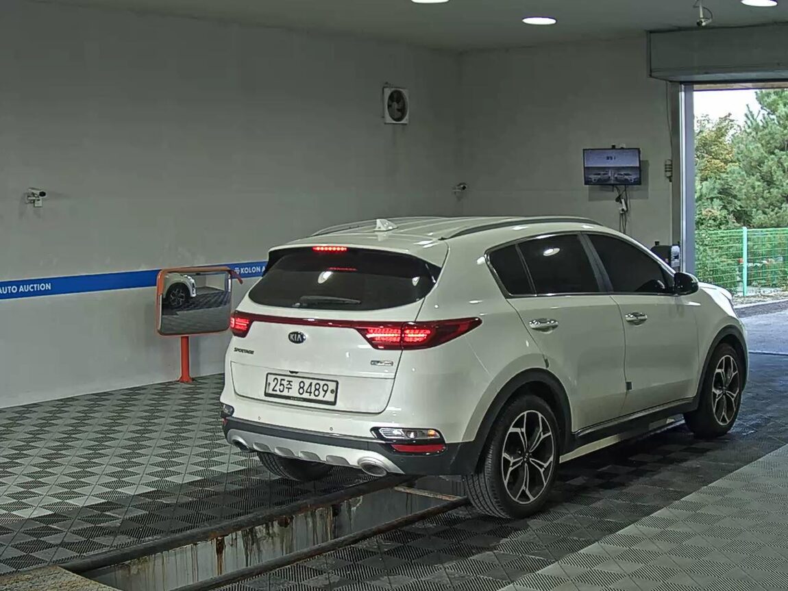 KIA SPORTAGE THE BOLD R2.0 DIESEL 2WD PRESTIGE 2020 - zdjęcie 5