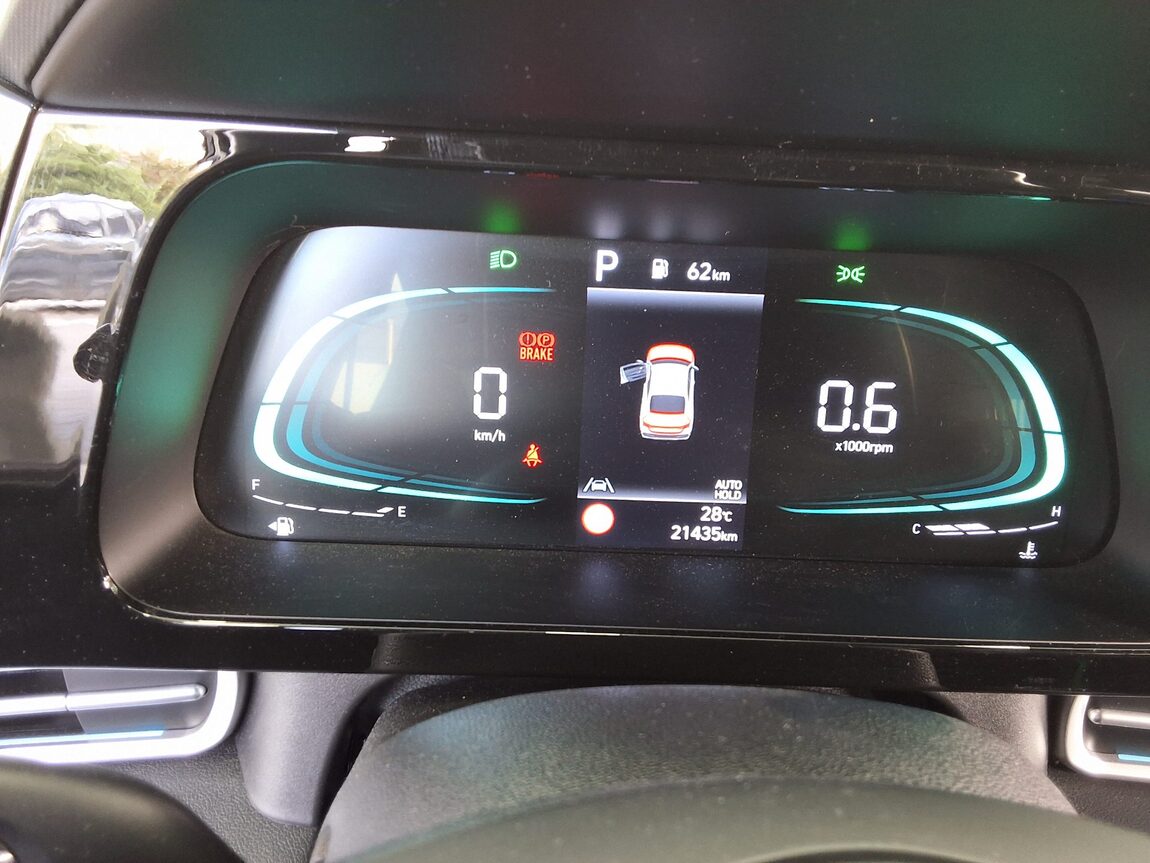 HYUNDAI THE NEW AVANTE (CN7) GASOLINE 1.6 MODERN 2024 - zdjęcie 9
