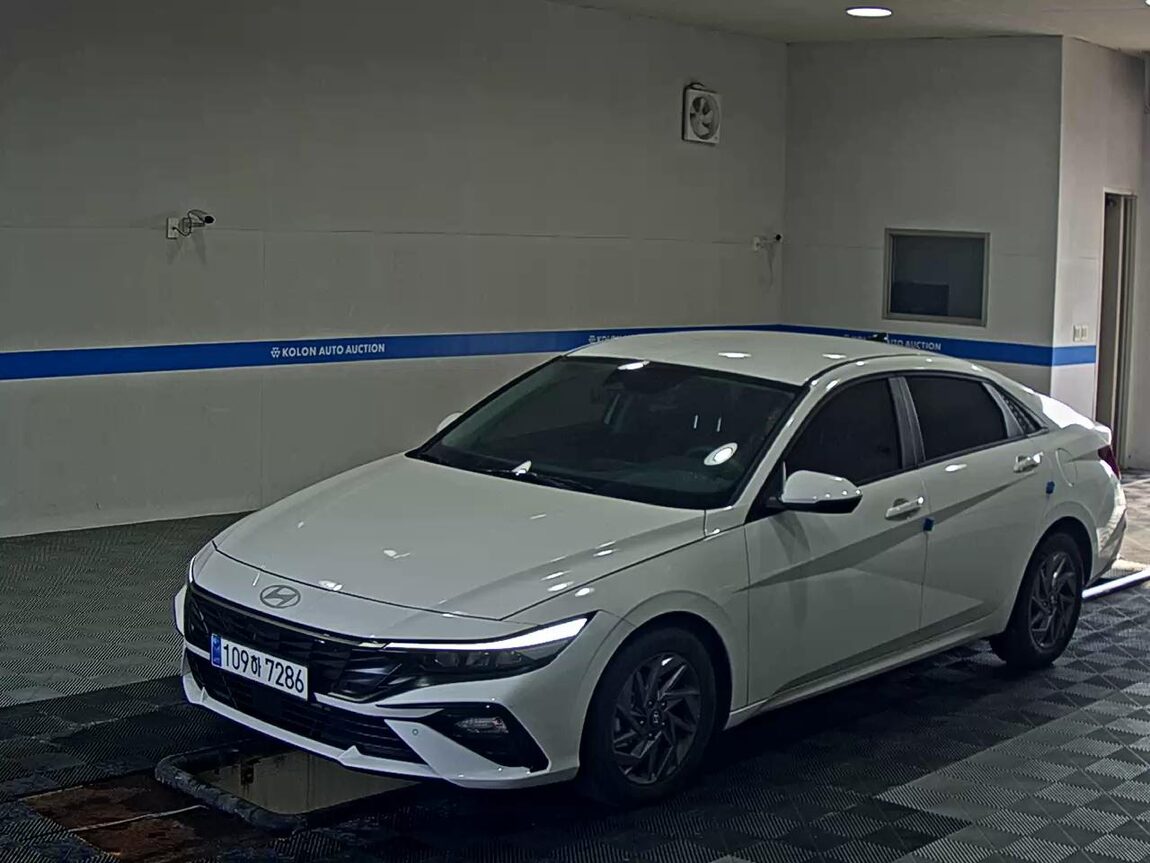 HYUNDAI THE NEW AVANTE (CN7) GASOLINE 1.6 MODERN 2024 - zdjęcie 2