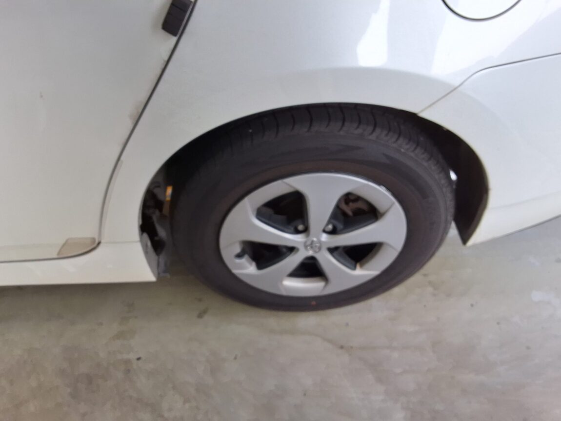 TOYOTA PRIUS (3RD GEN) 1.8 2015 - zdjęcie 20