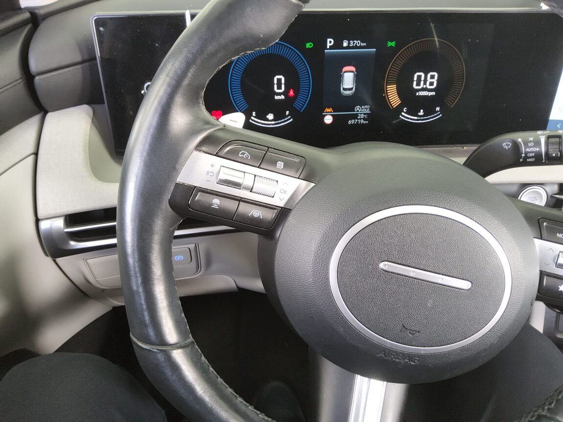 HYUNDAI THE NEW TUCSON 2.0 DIESEL 2WD MODERN 2024 - zdjęcie 17