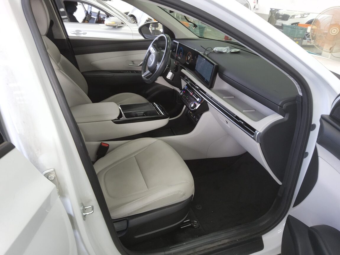 HYUNDAI THE NEW TUCSON 2.0 DIESEL 2WD MODERN 2024 - zdjęcie 14