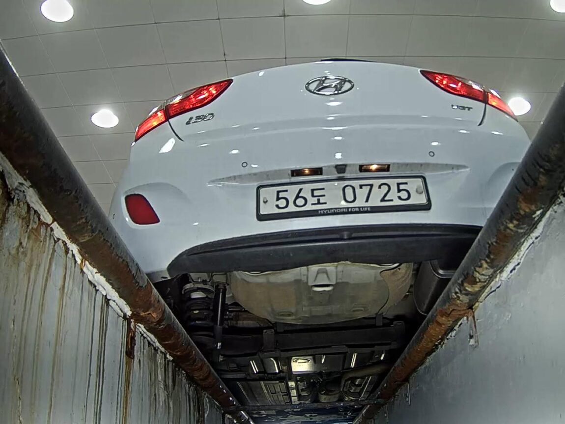 HYUNDAI THE NEW i30 1.6 VGT PYL 2016 - zdjęcie 8