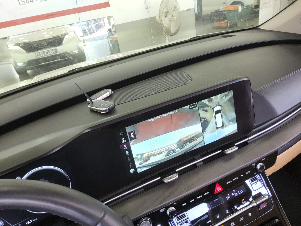 KIA NEW CARNIVAL (KA4) 9-SEATER DIESEL SIGNATURE 2023 - zdjęcie 18