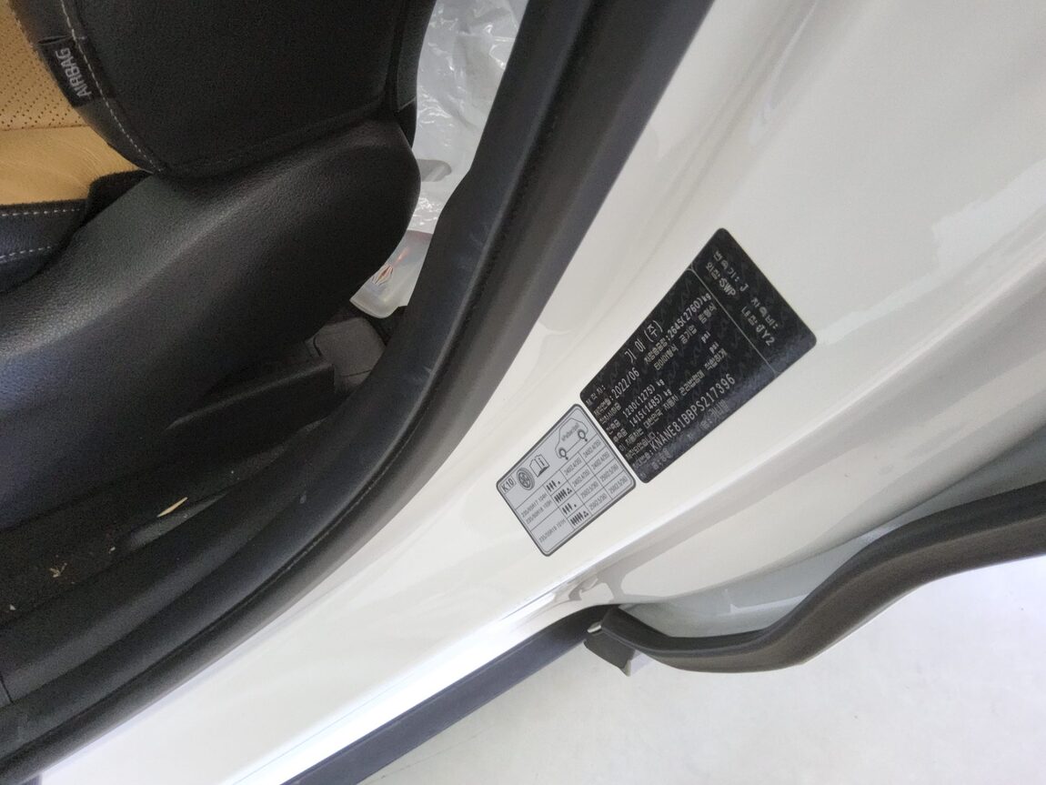 KIA NEW CARNIVAL (KA4) 9-SEATER DIESEL SIGNATURE 2023 - zdjęcie 16