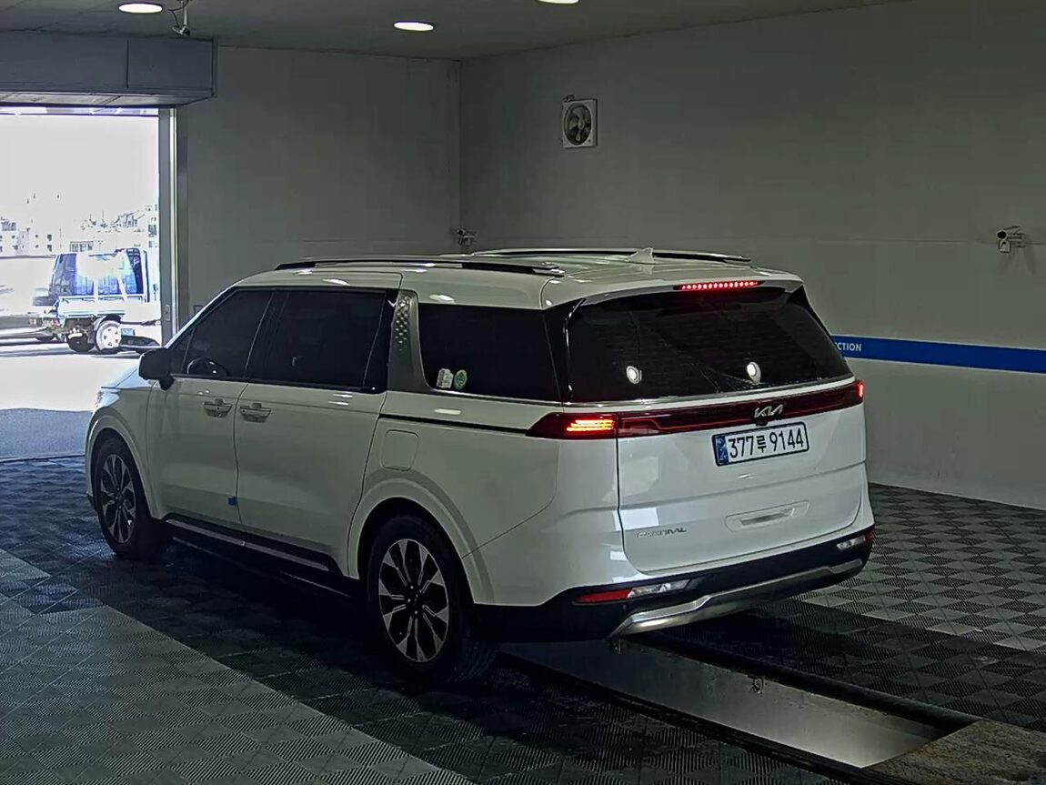 KIA NEW CARNIVAL (KA4) 9-SEATER DIESEL SIGNATURE 2023 - zdjęcie 6