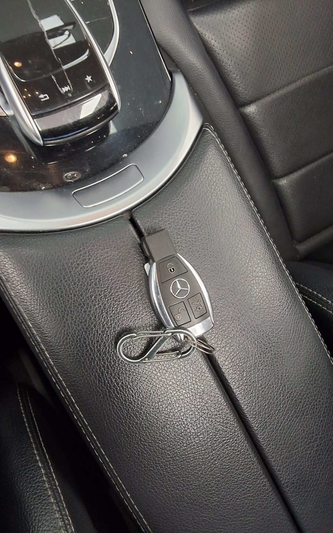 MERCEDES-BENZ C-CLASS (4TH GEN) C220 d AVANTGARDE 2018 - zdjęcie 20