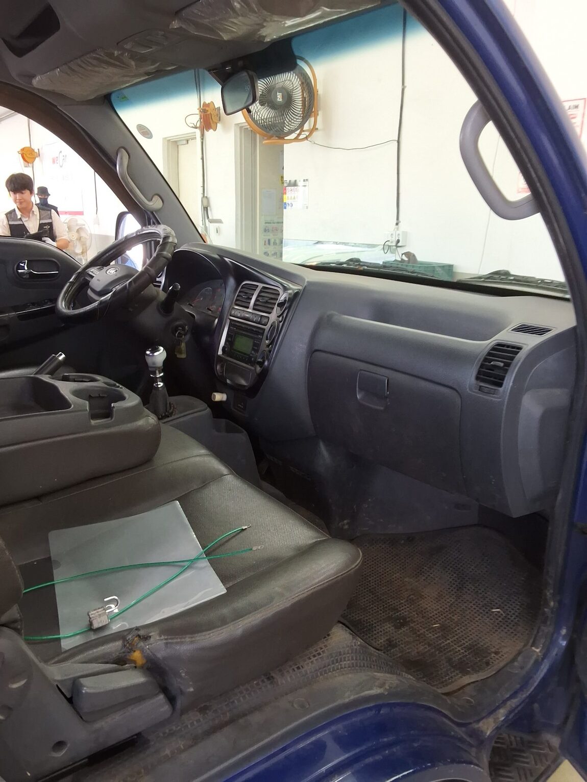 KIA BONGO III CARGO CRDi DOUBLE CAB EXTRA LONG WHEELBASE 2013 - zdjęcie 14