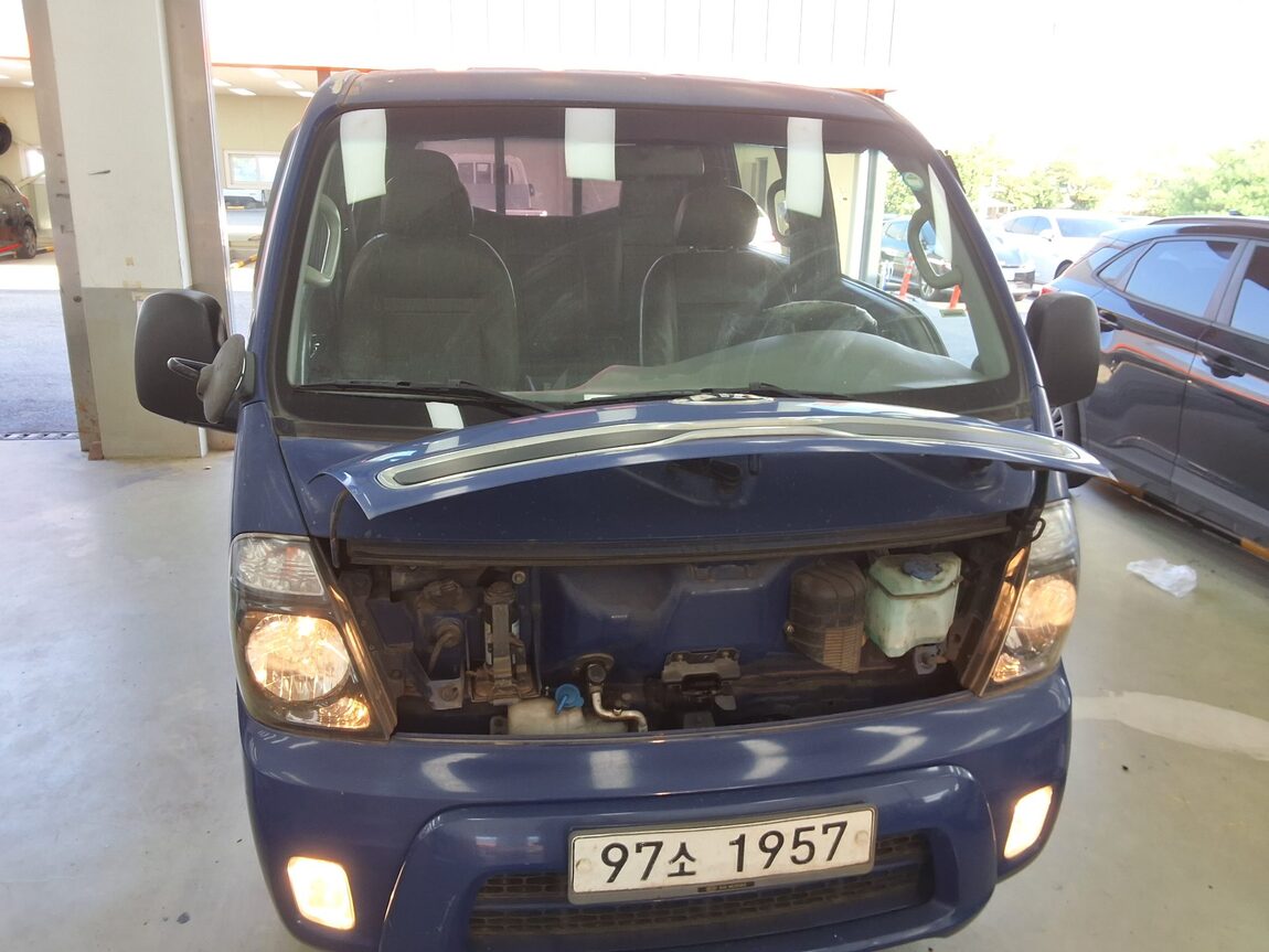 KIA BONGO III CARGO CRDi DOUBLE CAB EXTRA LONG WHEELBASE 2013 - zdjęcie 19