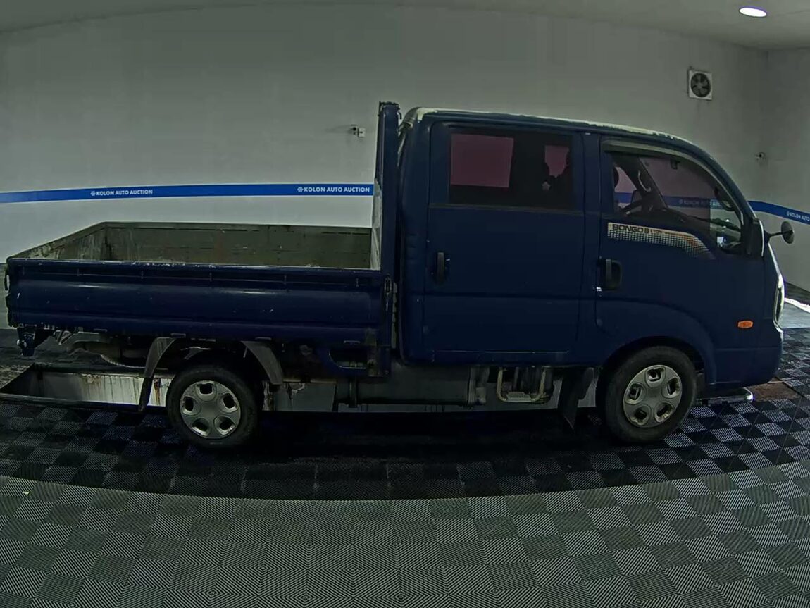KIA BONGO III CARGO CRDi DOUBLE CAB EXTRA LONG WHEELBASE 2013 - zdjęcie 4