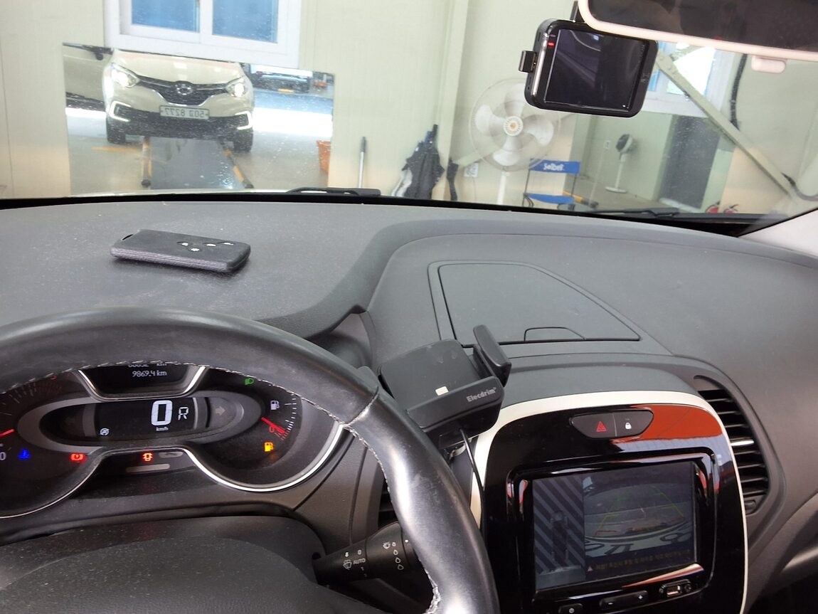 RENAULT (SAMSUNG) NEW QM3 1.5 dCi LE 2018 - zdjęcie 25
