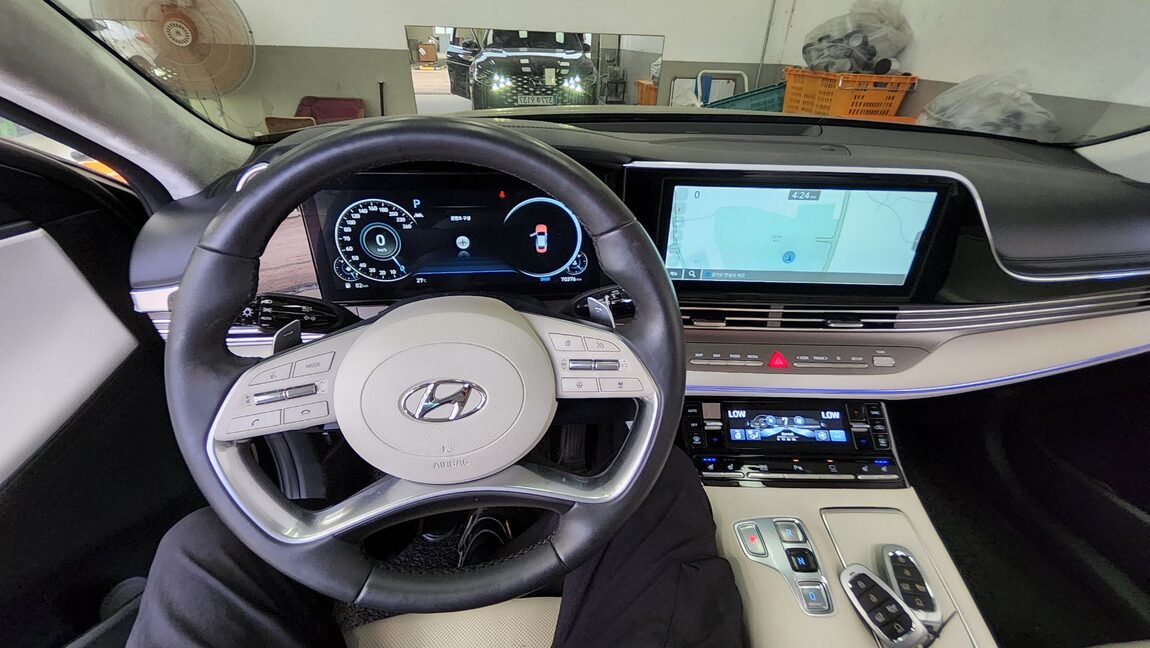 HYUNDAI THE NEW GRANDEUR IG GASOLINE 2.5 LE BLANC 2023 - zdjęcie 18