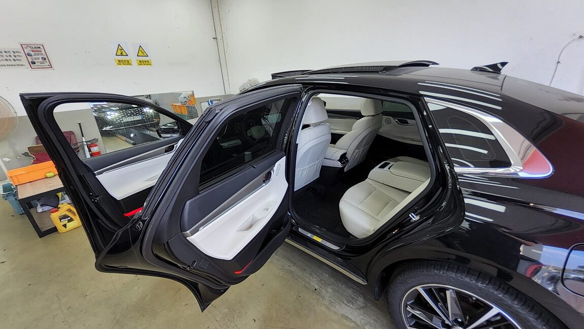 HYUNDAI THE NEW GRANDEUR IG GASOLINE 2.5 LE BLANC 2023 - zdjęcie 12