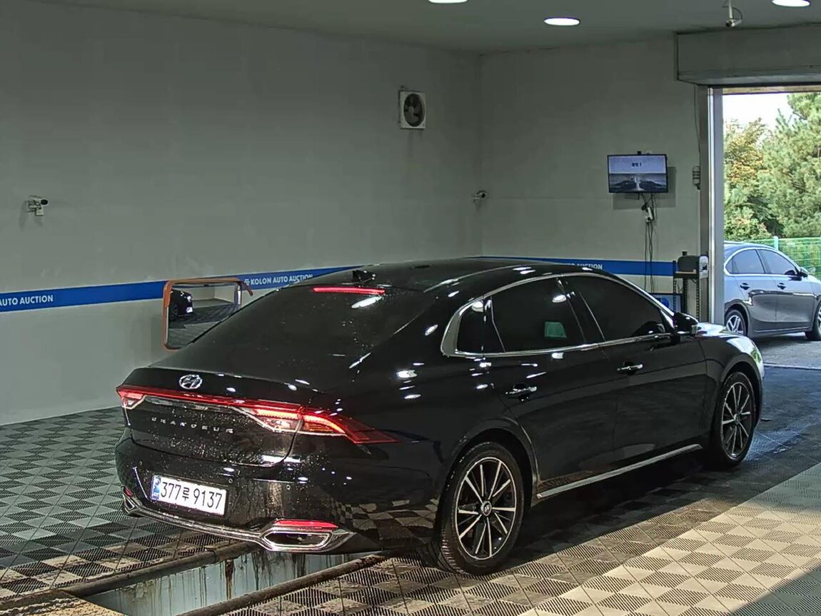 HYUNDAI THE NEW GRANDEUR IG GASOLINE 2.5 LE BLANC 2023 - zdjęcie 5