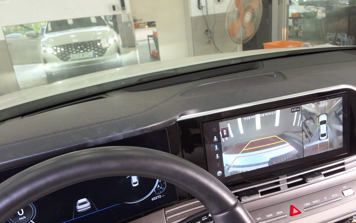 HYUNDAI THE NEW GRANDEUR IG GASOLINE 2.5 LE BLANC 2023 - zdjęcie 19