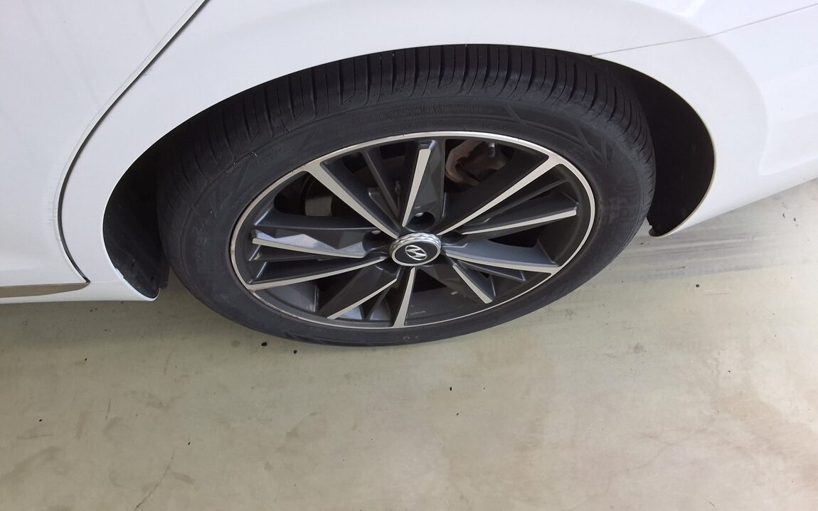 HYUNDAI THE NEW GRANDEUR IG GASOLINE 2.5 LE BLANC 2023 - zdjęcie 25