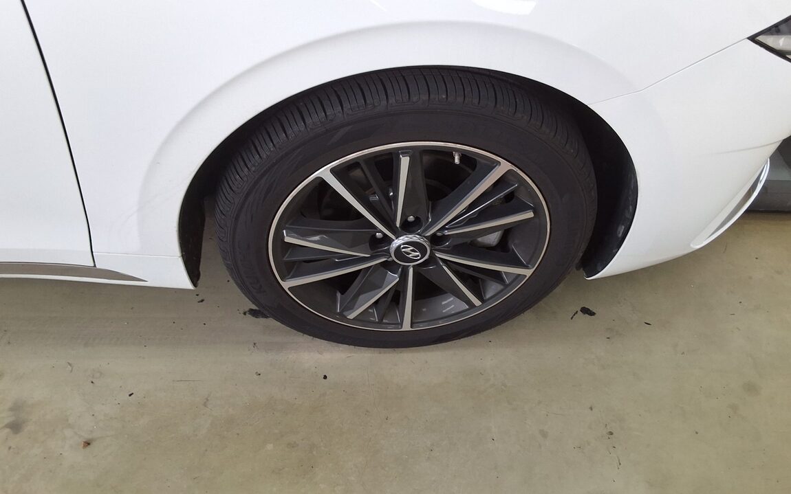 HYUNDAI THE NEW GRANDEUR IG GASOLINE 2.5 LE BLANC 2023 - zdjęcie 26