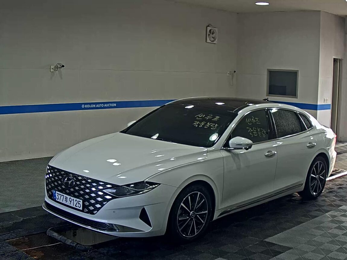 HYUNDAI THE NEW GRANDEUR IG GASOLINE 2.5 LE BLANC 2023 - zdjęcie 2