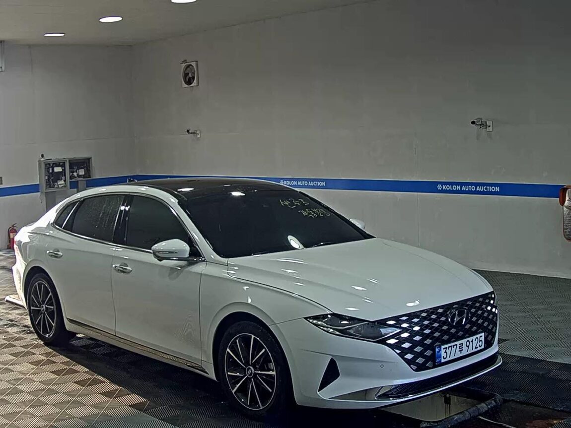 HYUNDAI THE NEW GRANDEUR IG GASOLINE 2.5 LE BLANC 2023 - zdjęcie 3